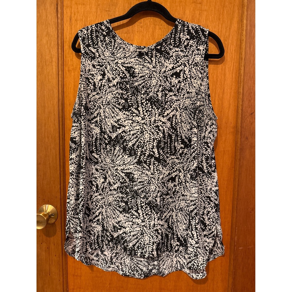 Who What Wear Sleeveless Top Blouse Abstract Print Casual XXL black white